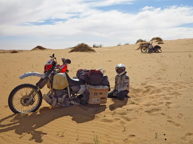 If you reduce your speed in the sand, you can get stuck even downhill!